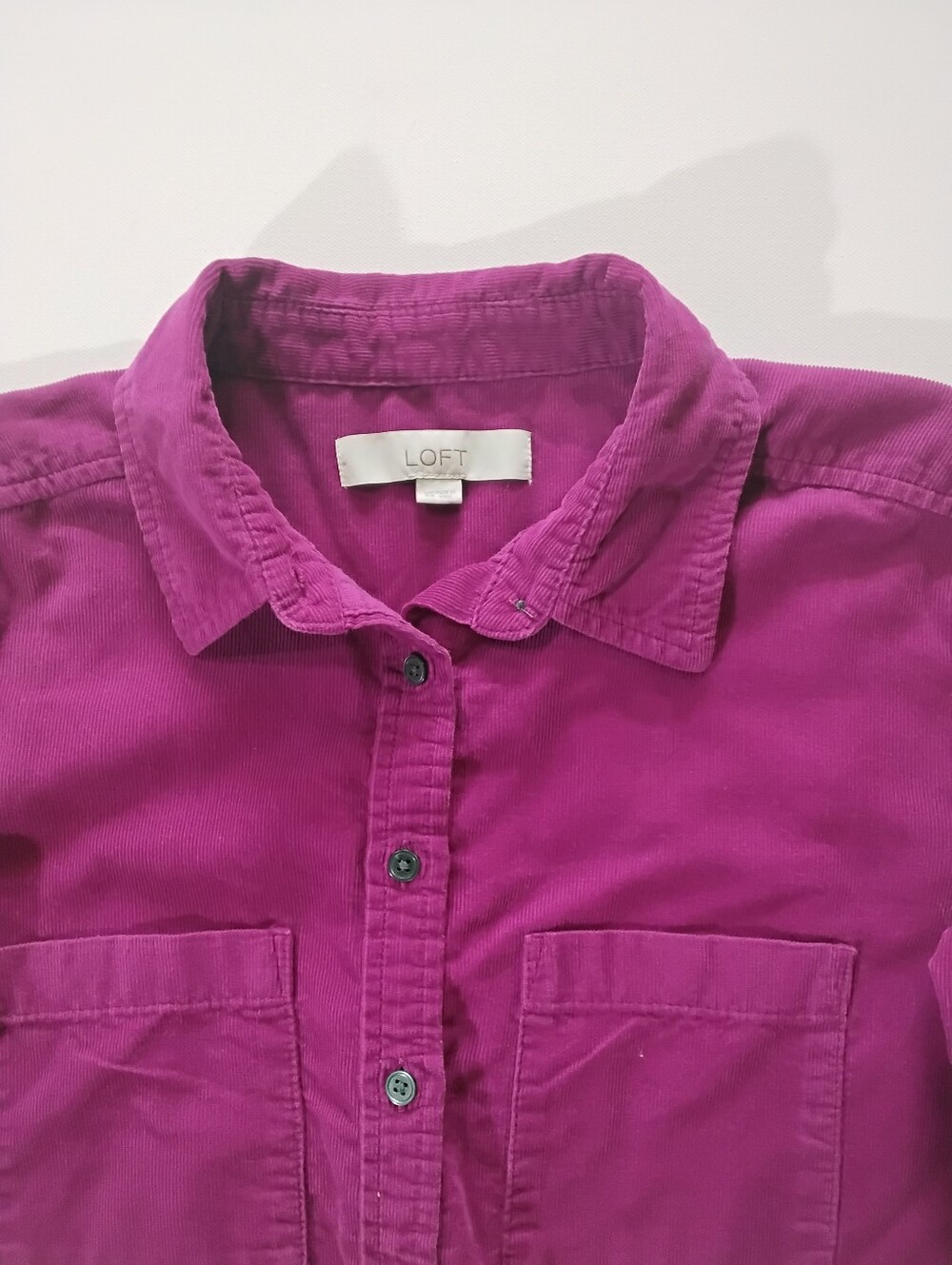 Loft Corduroy Button Down Shirt Womens XS Pink Barbiecore Preppy Retro Style - Picture 7 of 8
